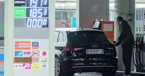 lv carburanti parma pr|Trova il Benzinaio a Parma: indirizzi e orari .